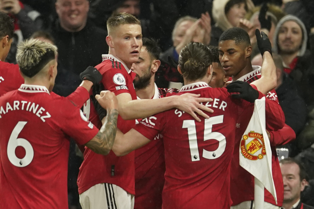 通过新华社 通过新华社